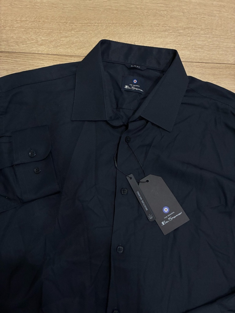 NWT Ben Sherman Men’s Dobby Dot Shirt Navy Blue Button Up Size XL 17-17.5